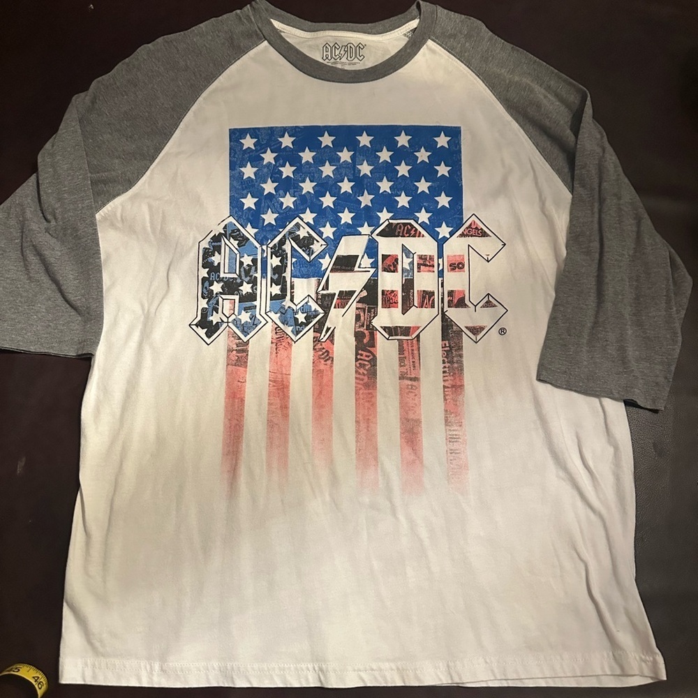 AC/DC raglan tee